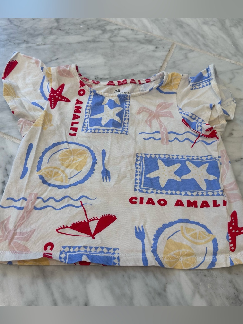 H&M White Short Sleeve Top with Blue, Red, Yellow Seaside Print